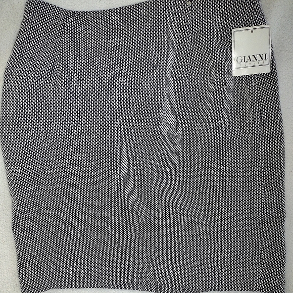 Gianni Celebrity Lattice Skirt size 12P - Picture 1 of 5